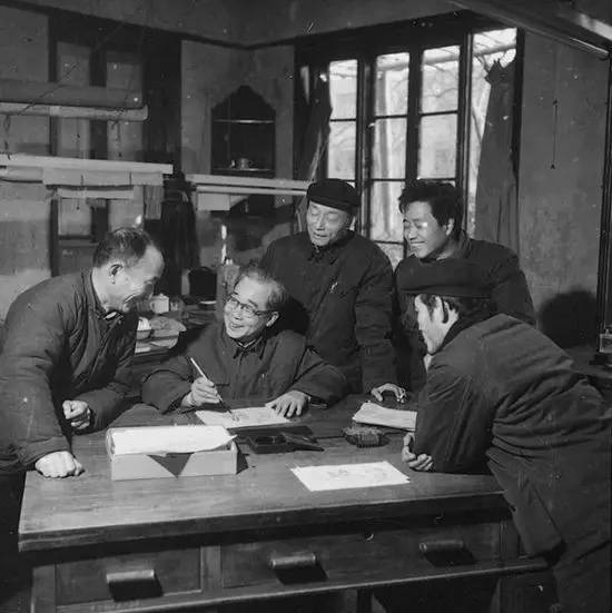 2018090410055852.jpg ccc.jpg